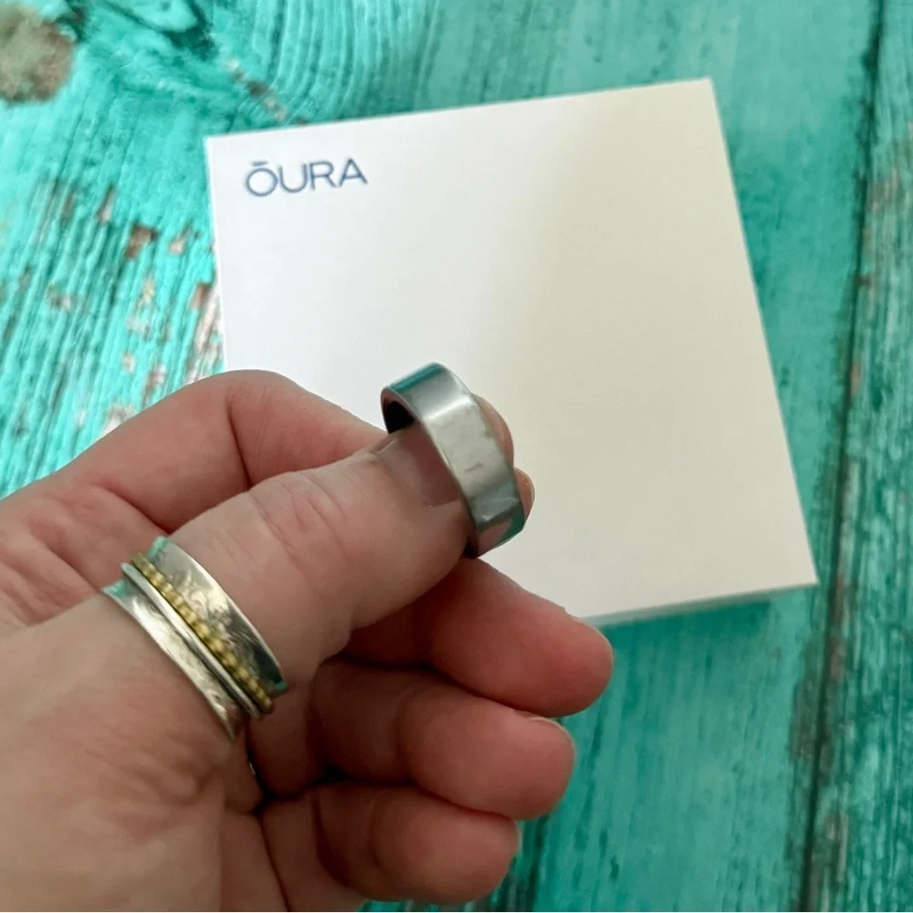 Oura Gen 3 Heritage Silver Smart Ring with Charger Set Size 11